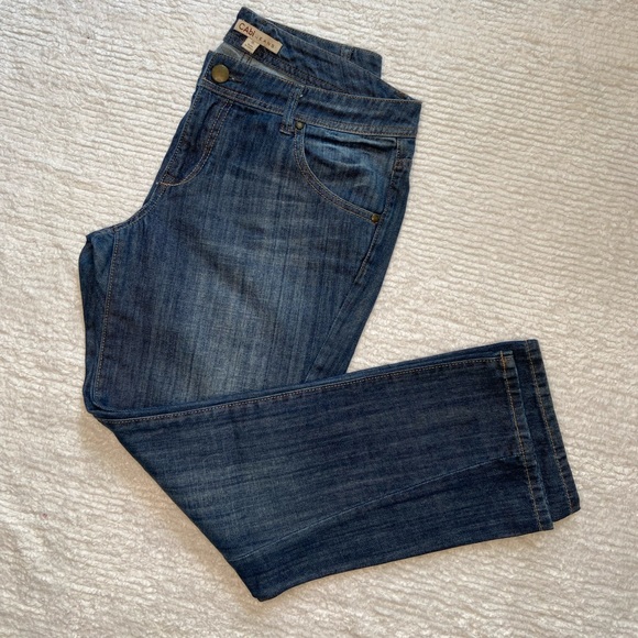 CAbi 8 Denim Jeans Asymmetrical Hem Deep Wash Minimal Stone-washing Distressing - Picture 1 of 8